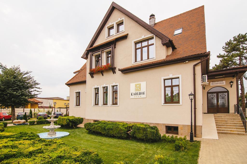 Karlhof Hotel Sebes  Exterior photo